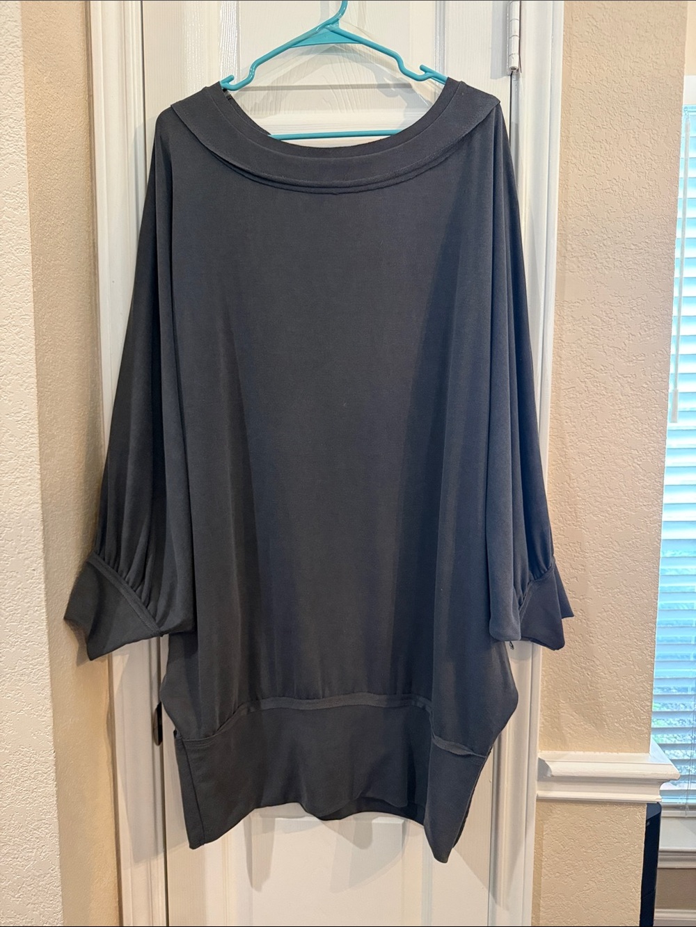 easel Charcoal Gray Loose-Fit Tunic Dress